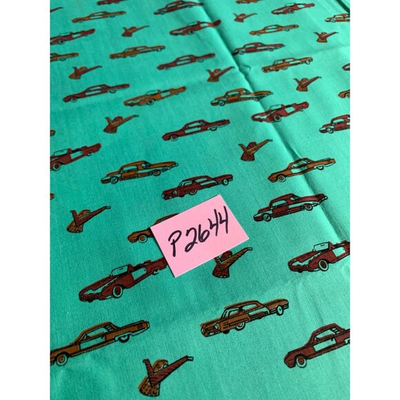 Retro Car Print Cotton Fabric 1/2 yard 44" wide Green & Red - Picture 5 of 5